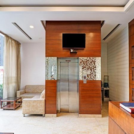 Airport Hotel Goodluck Neu-Delhi Exterior foto