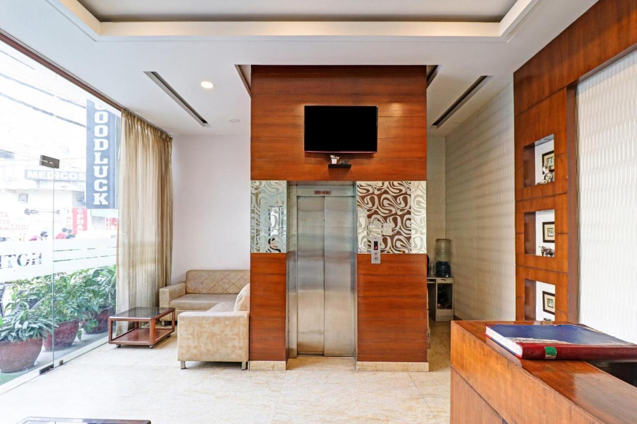 Airport Hotel Goodluck Neu-Delhi Exterior foto